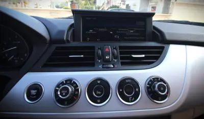 BMW Z4 2012 - 21000 EUR, 203000 km - AUTO.MOTO.pt - 203000km - foto 19 de 31