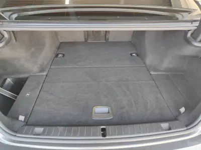 BMW 740 2018 - 29950 EUR, 249000 km - AUTO.MOTO.pt - 249000km - foto 18 de 41