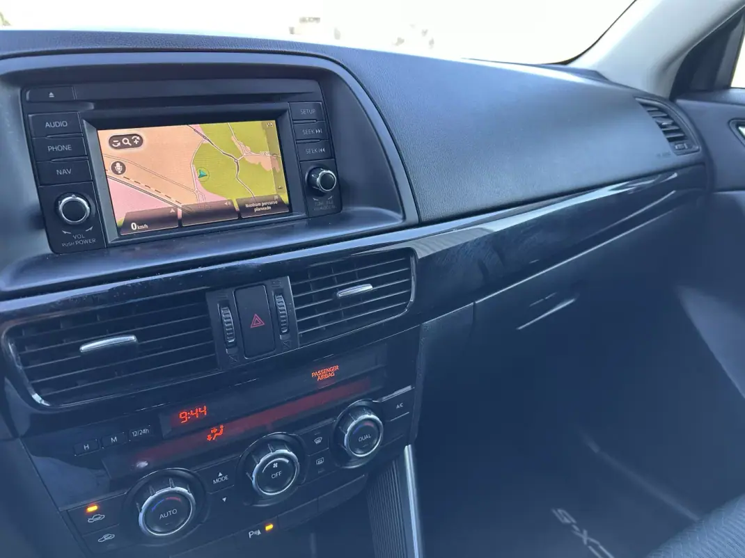 Mazda CX-5 2012 - 13490 EUR, 160000 km - AUTO.MOTO.pt - 160000km - foto 20 de 21