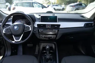 BMW X1 2022 - 26280 EUR, 77610 km - AUTO.MOTO.pt - 77610km - foto 11 de 15