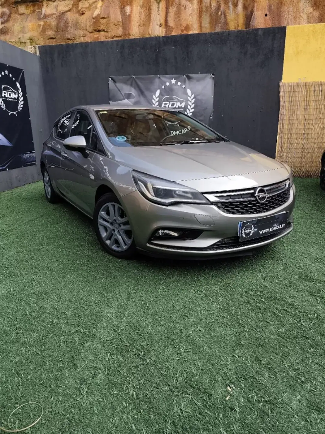 Opel Astra 2016 - 8990 EUR, 187000 km - AUTO.MOTO.pt - 187000km - foto 1 de 11
