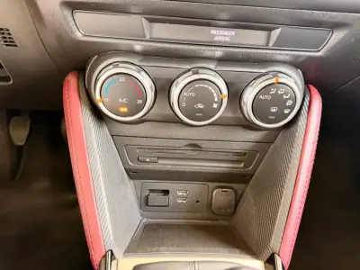 Mazda CX-3 2016 - 13490 EUR, 166734 km - AUTO.MOTO.pt - 166734km - foto 16 de 24