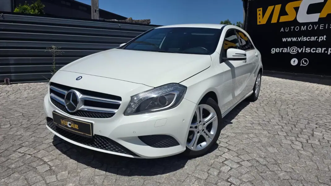 Mercedes-Benz A 200 2013 - 15990 EUR, 141000 km - AUTO.MOTO.pt - 141000km - foto 1 de 33