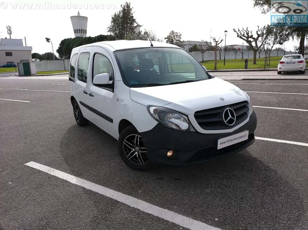 Mercedes-Benz Citan 109 1.5 CDi C/IVA 2019 - 16850 EUR, 118000 km - AUTO.MOTO.pt - 118000km - foto 28 de 31