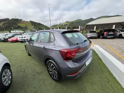 Volkswagen Polo 2022 - 18490 EUR, 52018 km - AUTO.MOTO.pt - 52018km - foto 6 de 13