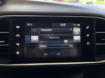 Peugeot 308 2015 - 12500 EUR, 144858 km - AUTO.MOTO.pt - 144858km - foto 41 de 73