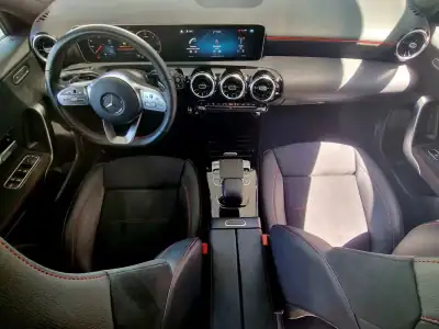 Mercedes-Benz A 180 2019 - 24500 EUR, 129000 km - AUTO.MOTO.pt - 129000km - foto 15 de 20