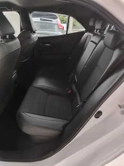 Toyota Corolla 2021 - 21550 EUR, 73400 km - AUTO.MOTO.pt - 73400km - foto 14 de 37