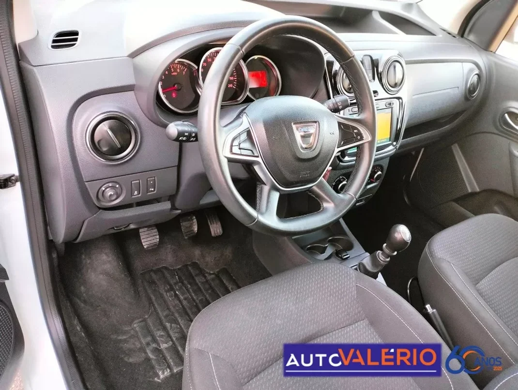 Dacia Dokker 2020 - 17950 EUR, 37215 km - AUTO.MOTO.pt - 37215km - foto 11 de 29