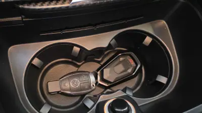 Mercedes-Benz AMG GT 2016 - 119500 EUR, 59841 km - AUTO.MOTO.pt - 59841km - foto 52 de 63