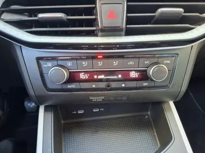 SEAT Ibiza 2024 - 18500 EUR, 17900 km - AUTO.MOTO.pt - 17900km - foto 29 de 33