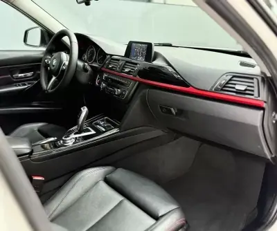 BMW 320 2015 - 18950 EUR, 212712 km - AUTO.MOTO.pt - 212712km - foto 17 de 28
