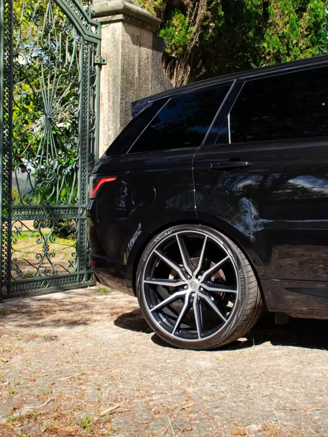 Land Rover Range Rover Sport 2020 - 43500 EUR, 230000 km - 230000km - foto 6 de 17