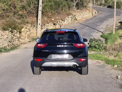 Kia Stonic 2022 — photo 5 of 31