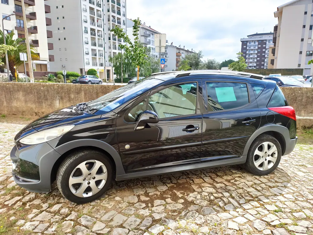 Peugeot 207 SW 2008 - 3500 EUR, 290000 km - AUTO.MOTO.pt - 290000km - foto 1 de 20
