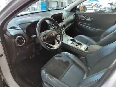 Hyundai Kauai 2019 - 18800 EUR, 99000 km - AUTO.MOTO.pt - 99000km - foto 12 de 26