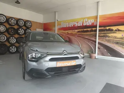 Citroën e-C4 2022 - 19400 EUR, 87000 km - foto 2 de 27