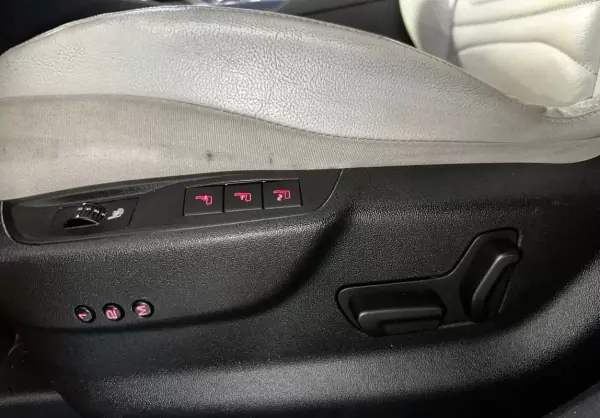 Citroën DS5 2014 - 12900 EUR, 162998 km - AUTO.MOTO.pt - 162998km - foto 13 de 14