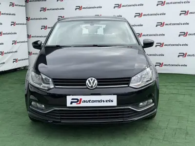 Volkswagen Polo 2015 - 10450 EUR, 133800 km - AUTO.MOTO.pt - 133800km - foto 3 de 12