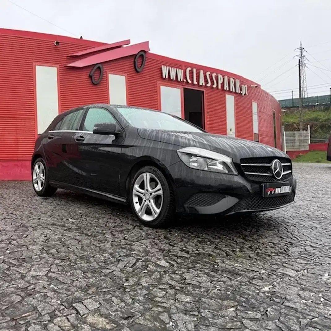 Mercedes-Benz A 180 2014 - 13900 EUR, 186000 km - AUTO.MOTO.pt - 186000km - foto 1 de 15