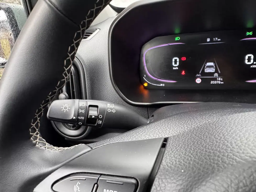 Kia Picanto 2025 - 15490 EUR, 20376 km - AUTO.MOTO.pt - 20376km - foto 13 de 23