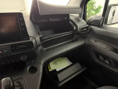 Citroën BERLINGO VAN XL 1.5 BLUE HDI 3 LUGARES 2019 - 12990 EUR, 143000 km - AUTO.MOTO.pt - 143000km - foto 6 de 25