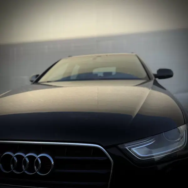 Audi A4 Avant 2012 - 13900 EUR, 258000 km - AUTO.MOTO.pt - 258000km - foto 13 de 15