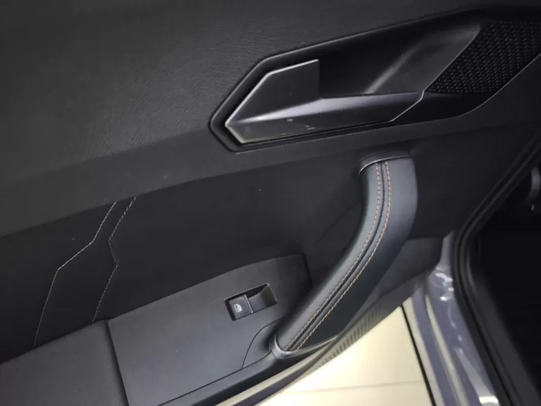 Cupra Formentor 2021 - 29950 EUR, 113105 km - 113105km - foto 48 de 50