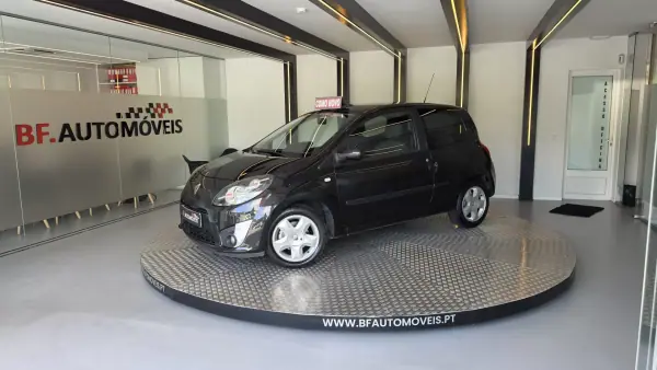 Renault Twingo 2009 - 4900 EUR, 139709 km - AUTO.MOTO.pt - 139709km - foto 2 de 52