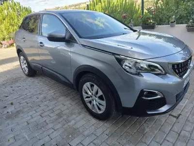 Peugeot 3008 2019 - 13900 EUR, 198000 km - AUTO.MOTO.pt - 198000km - foto 13 de 58