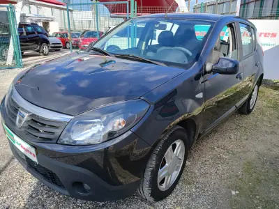 Dacia Sandero 2012 - 5750 EUR, 158792 km - AUTO.MOTO.pt - 158792km - foto 2 de 31