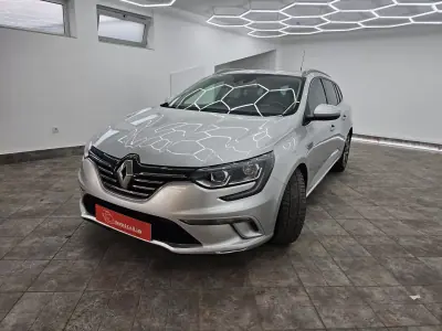 Renault Mégane Sport Tourer 2019 - 11950 EUR, 286730 km - AUTO.MOTO.pt - 286730km - foto 7 de 52