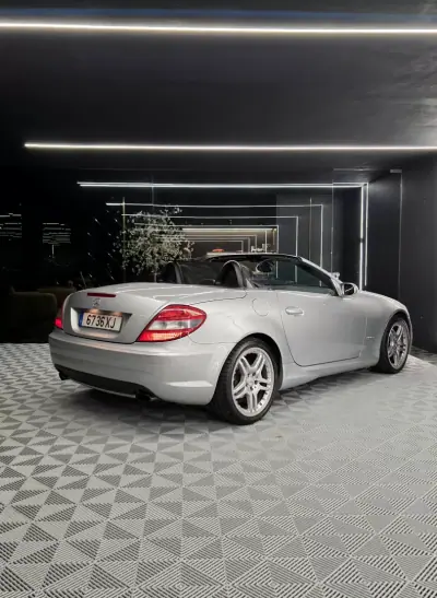 Mercedes-Benz SLK 200 2004 - 16750 EUR, 124000 km - AUTO.MOTO.pt - 124000km - foto 15 de 24