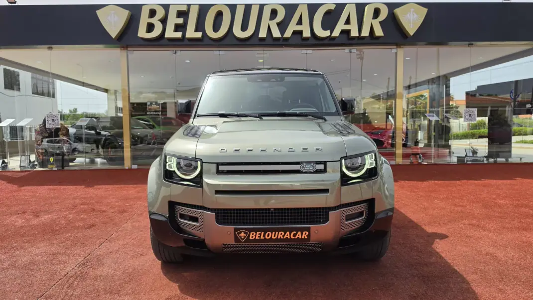 Land Rover Defender 2024 - 96000 EUR, 29684 km - AUTO.MOTO.pt - 29684km - foto 2 de 21