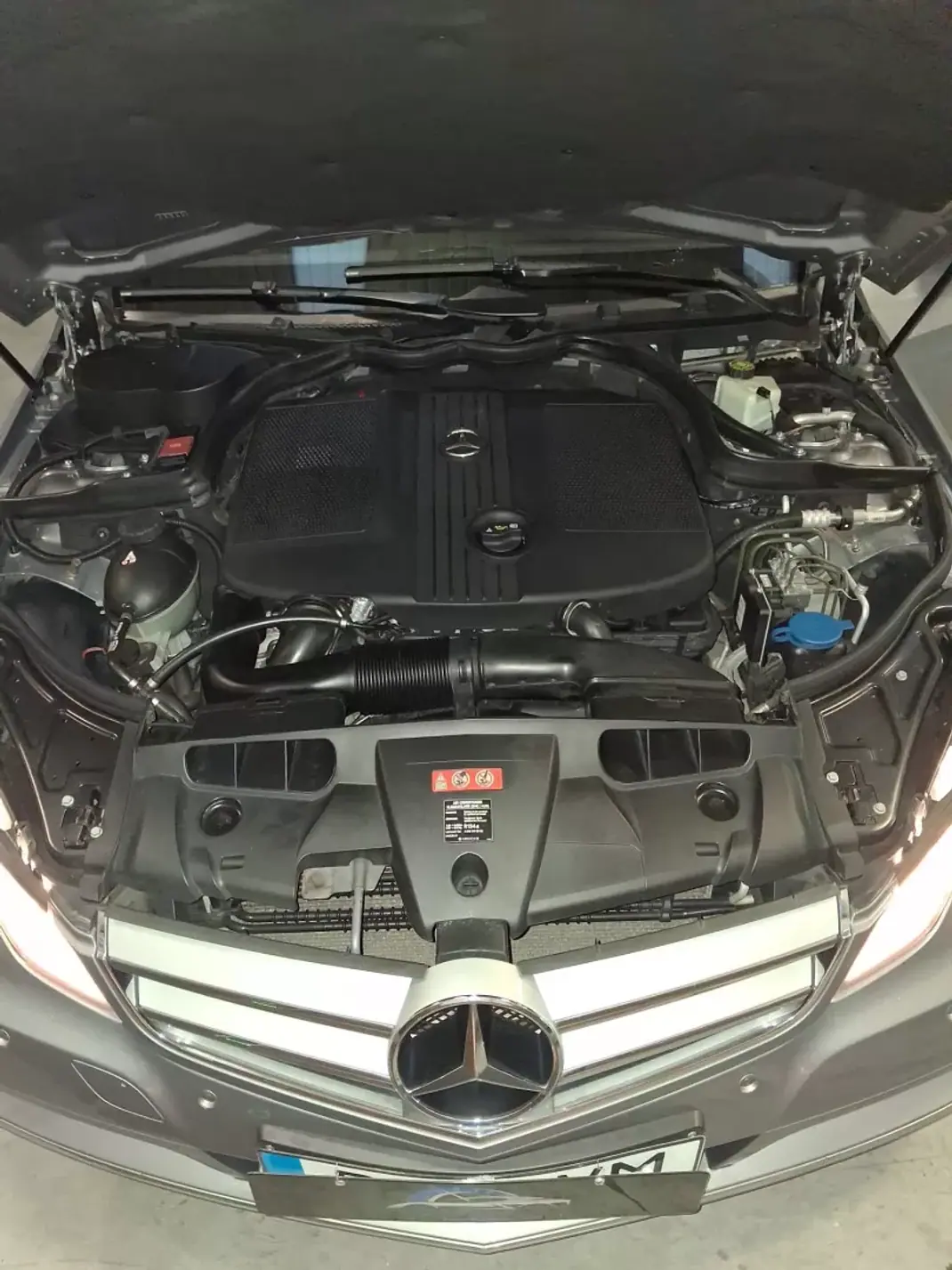 Mercedes-Benz E 250 2009 - 14790 EUR, 201614 km - 201614km - foto 14 de 15