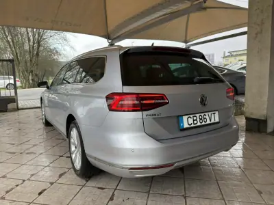 Volkswagen Passat Variant 2015 - 13950 EUR, 242286 km - AUTO.MOTO.pt - 242286km - foto 5 de 36