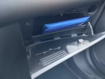 Fiat PUNTO 2019 - 7999 EUR, 180000 km - AUTO.MOTO.pt - 180000km - foto 20 de 27