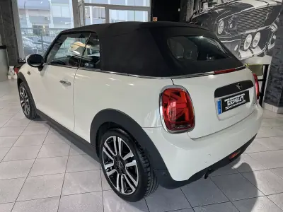 MINI Cooper 2019 - 24800 EUR, 28470 km - AUTO.MOTO.pt - 28470km - foto 8 de 31