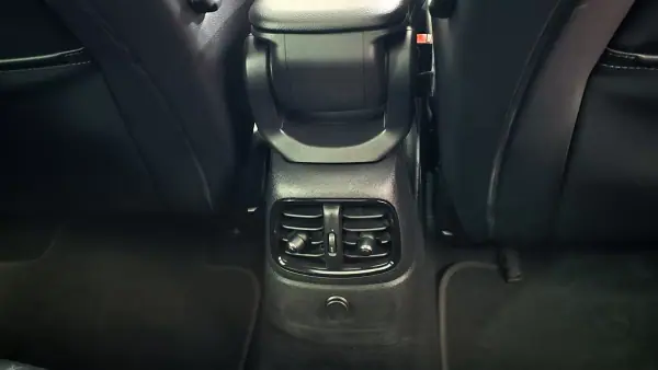 MINI Countryman 2018 - 21550 EUR, 127363 km - AUTO.MOTO.pt - 127363km - foto 66 de 71