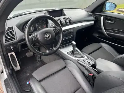 BMW 120 2008 - 12900 EUR, 300000 km - AUTO.MOTO.pt - 300000km - foto 29 de 39