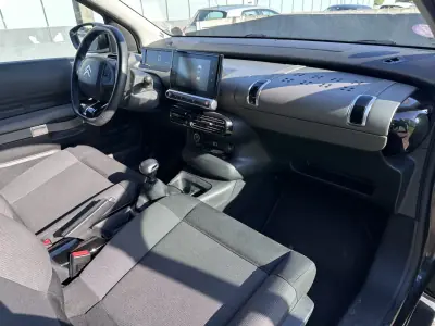 Citroën C4 Cactus 2018 - 11900 EUR, 180000 km - AUTO.MOTO.pt - 180000km - foto 27 de 47