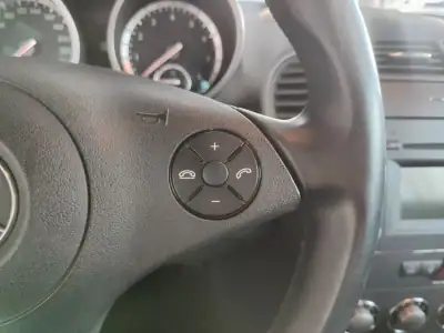 Mercedes-Benz SLK 200 2010 - 21500 EUR, 79000 km - AUTO.MOTO.pt - 79000km - foto 25 de 32