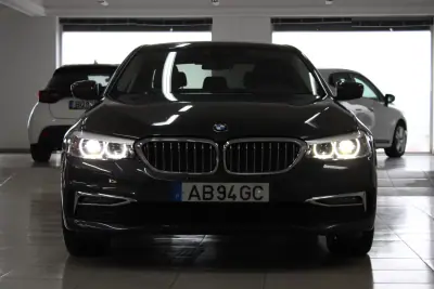 BMW 530e 2020 - 29400 EUR, 96515 km - AUTO.MOTO.pt - 96515km - foto 23 de 25