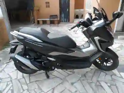 Honda Forza 2021 - 4600 EUR, 8400 km - AUTO.MOTO.pt - 8400km - foto 2 de 9