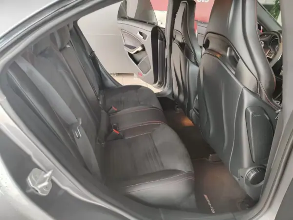 Mercedes-Benz CLA 45 AMG 2014 - 32990 EUR, 130000 km - AUTO.MOTO.pt - 130000km - foto 14 de 40