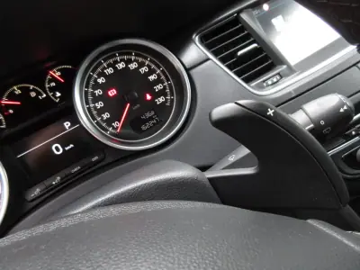 Peugeot 508 SW 2018 - 16990 EUR, 162000 km - AUTO.MOTO.pt - 162000km - foto 31 de 62