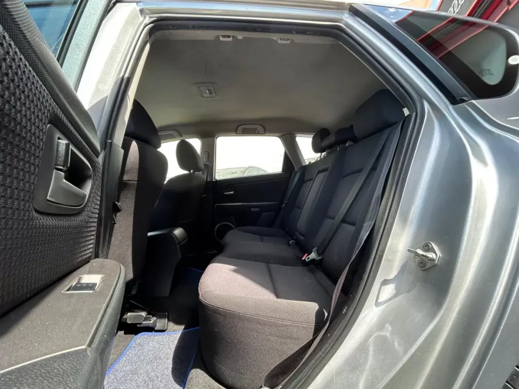 Mazda 3 2008 - 5990 EUR, 257327 km - 257327km - foto 15 de 18