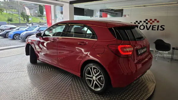 Mercedes-Benz A 160 2015 - 12900 EUR, 208637 km - AUTO.MOTO.pt - 208637km - foto 20 de 53