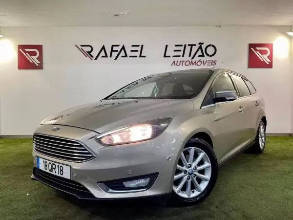 Ford Focus SW 2015 - 10750 EUR, 153000 km - AUTO.MOTO.pt - 153000km - foto 2 de 35
