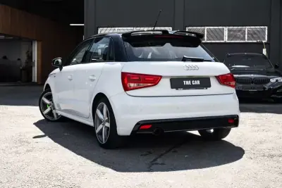 Audi A1 Sportback 2014 - 12999 EUR, 166122 km - AUTO.MOTO.pt - 166122km - foto 3 de 25